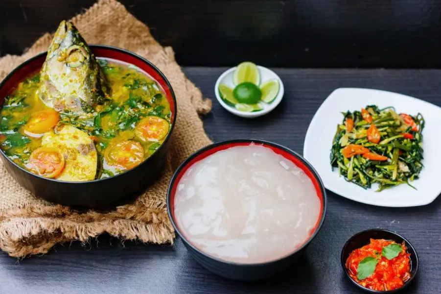 Papeda Kuliner Khas Maluku Utara